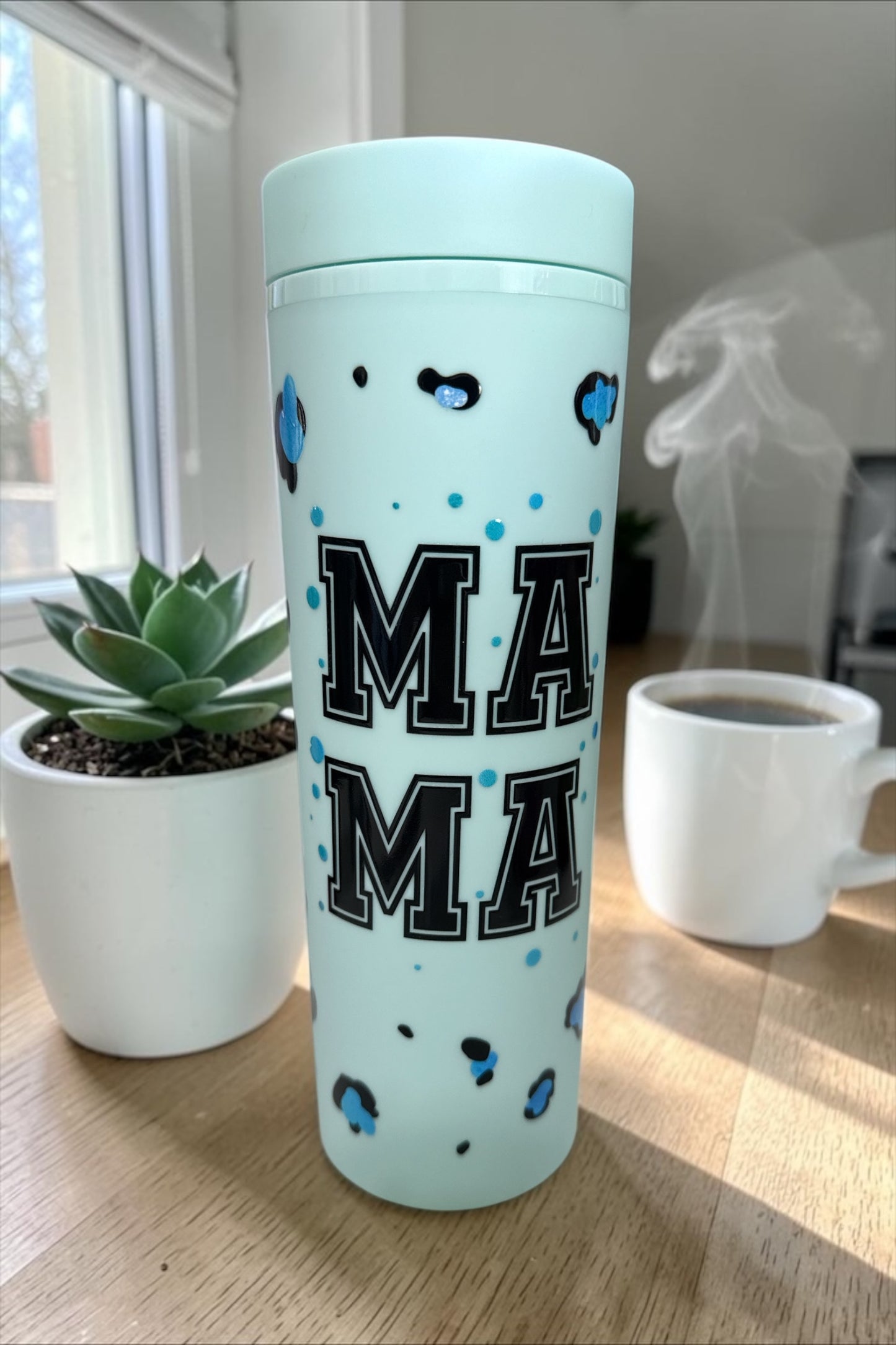 MA MA Acrylic